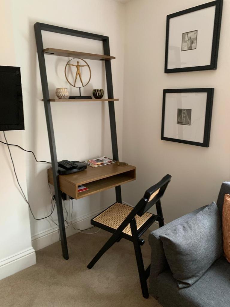 Studio Flat In The Heart Of St. Johns Wood Londres Exterior foto